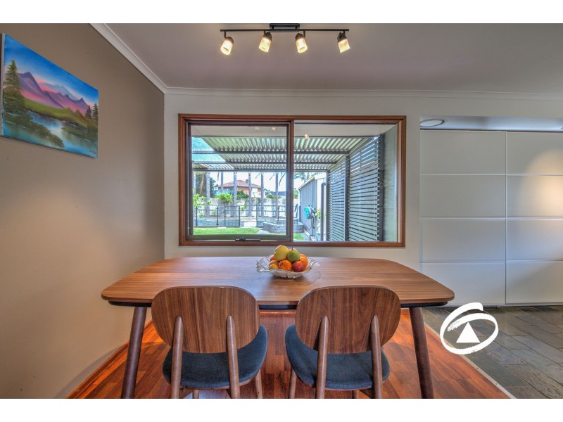 16 Greenacre Crescent, Narre Warren VIC 3805