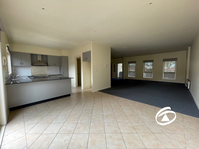 10/10 Parkhill Drive, Berwick VIC 3806