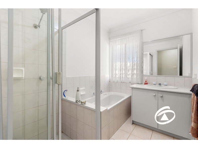 19 Tarcoola Drive, Narre Warren VIC 3805