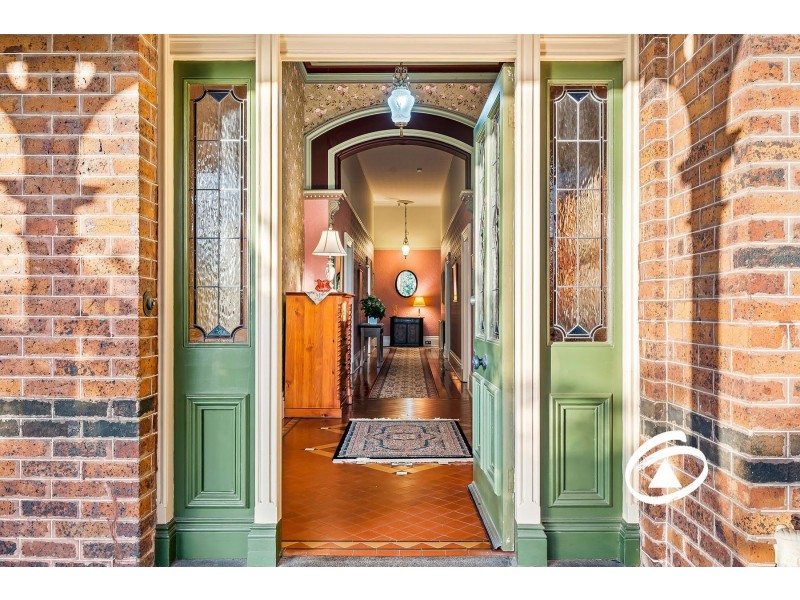 93 High Street, Berwick VIC 3806