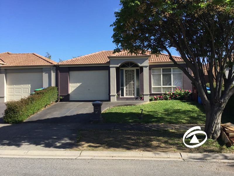 9 Wallingford Place, Narre Warren South VIC 3805