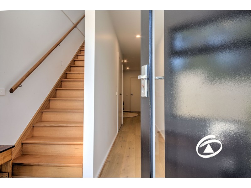 18 Willowdene Way, Berwick VIC 3806