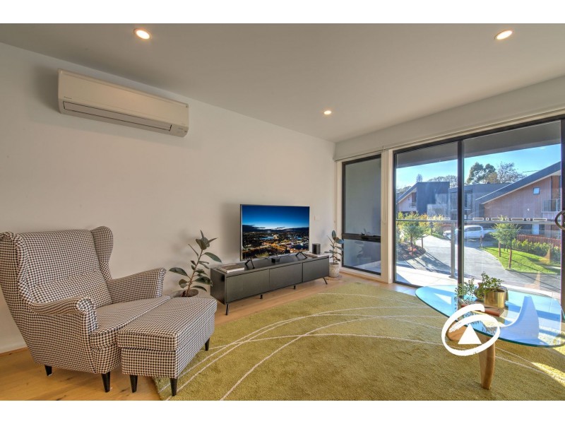 18 Willowdene Way, Berwick VIC 3806