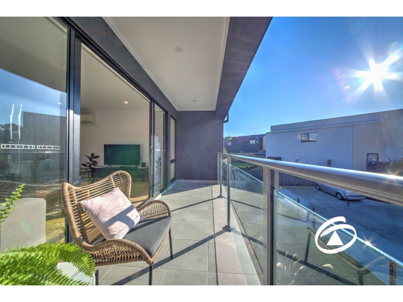 18 Willowdene Way, Berwick VIC 3806