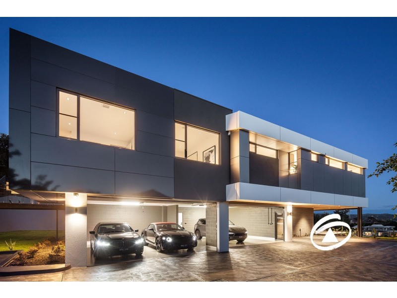 17 Casey Drive, Berwick VIC 3806