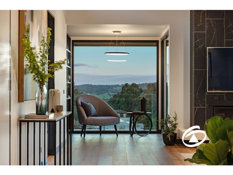 17 Casey Drive, Berwick VIC 3806