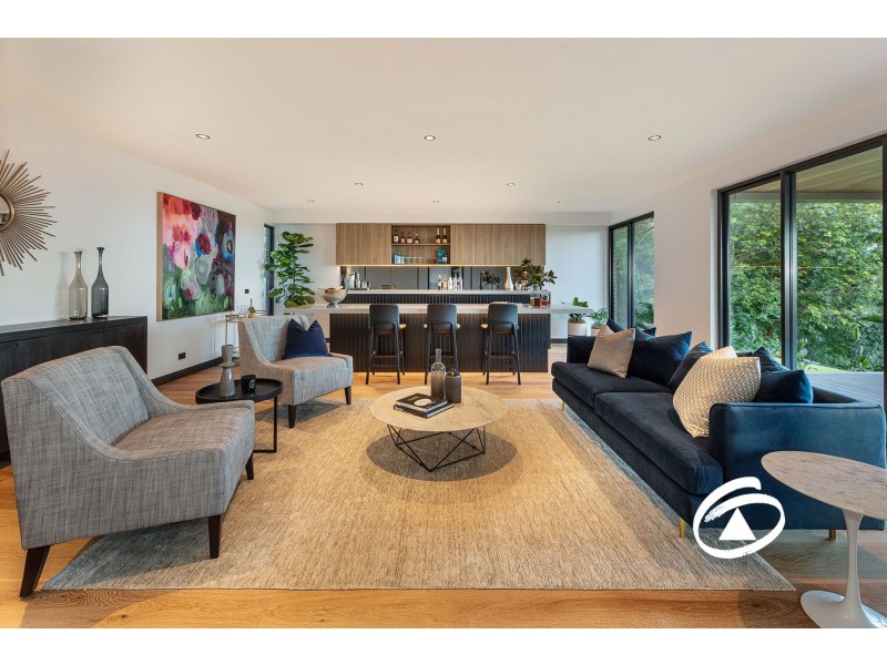 17 Casey Drive, Berwick VIC 3806