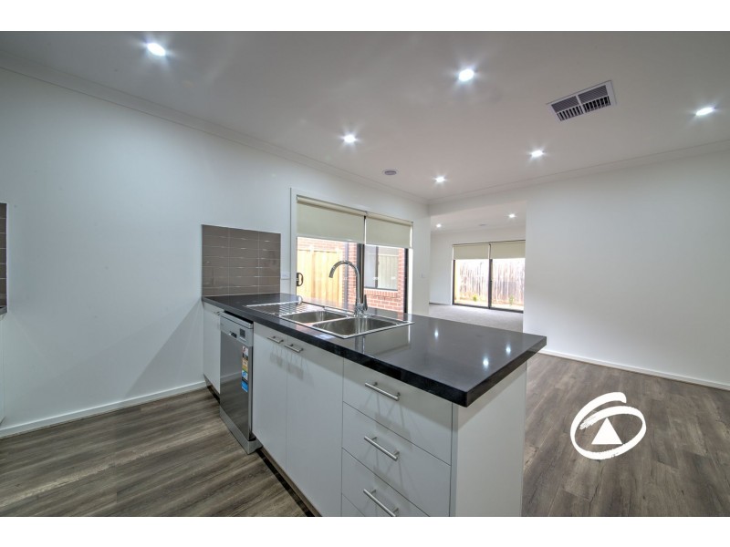 12 Sakura Drive, Beaconsfield VIC 3807
