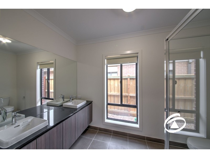 12 Sakura Drive, Beaconsfield VIC 3807