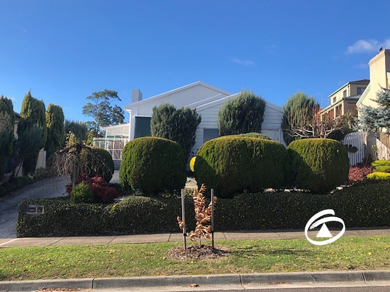 45 Lawrence Drive, Berwick VIC 3806