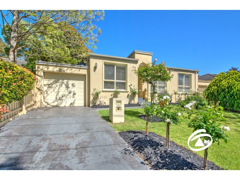 2/50 Peel Street, Berwick VIC 3806