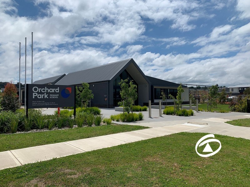 8 Lansdown Avenue, Officer VIC 3809