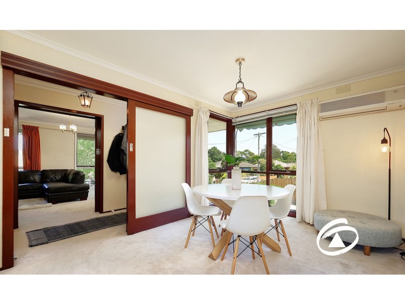 19 Evan Street, Berwick VIC 3806