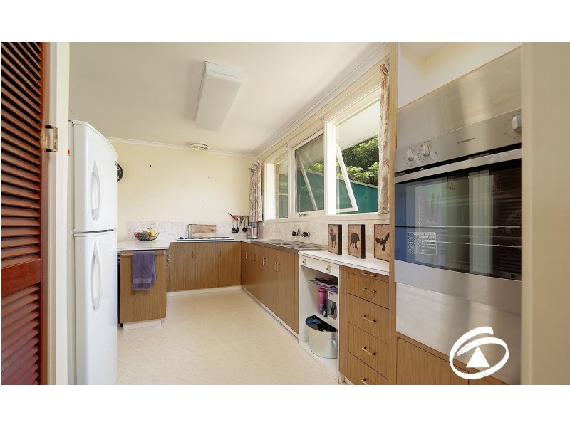 19 Evan Street, Berwick VIC 3806