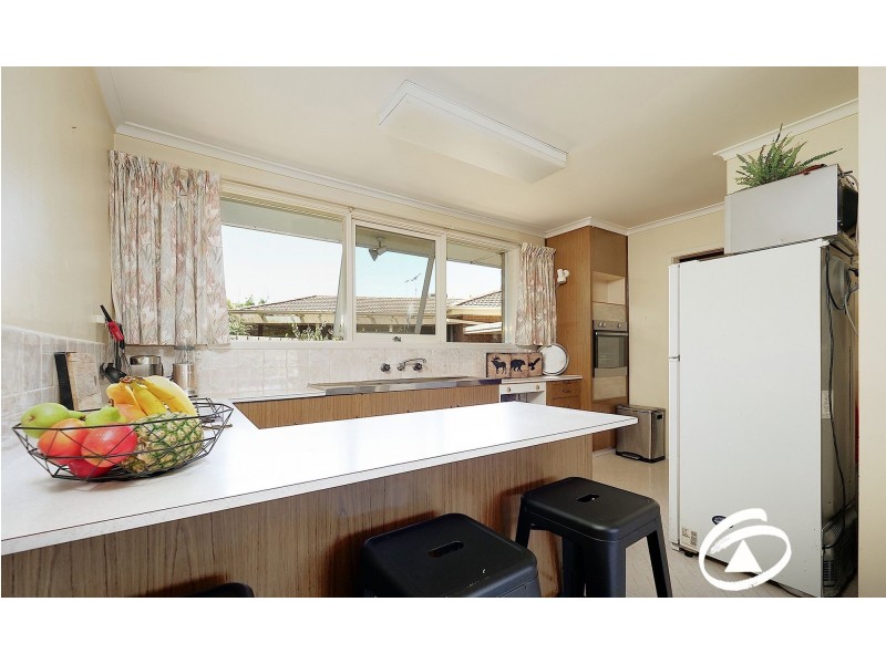 19 Evan Street, Berwick VIC 3806