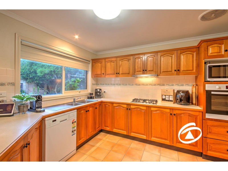 10 The Crescent, Narre Warren South VIC 3805