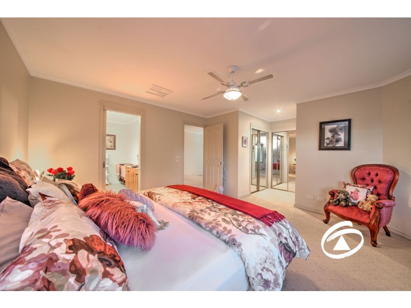 10 The Crescent, Narre Warren South VIC 3805