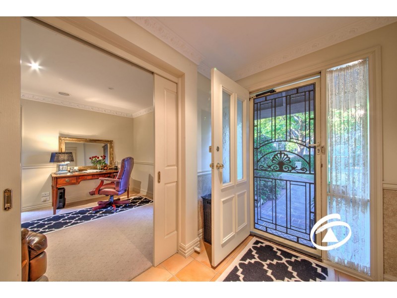 10 The Crescent, Narre Warren South VIC 3805