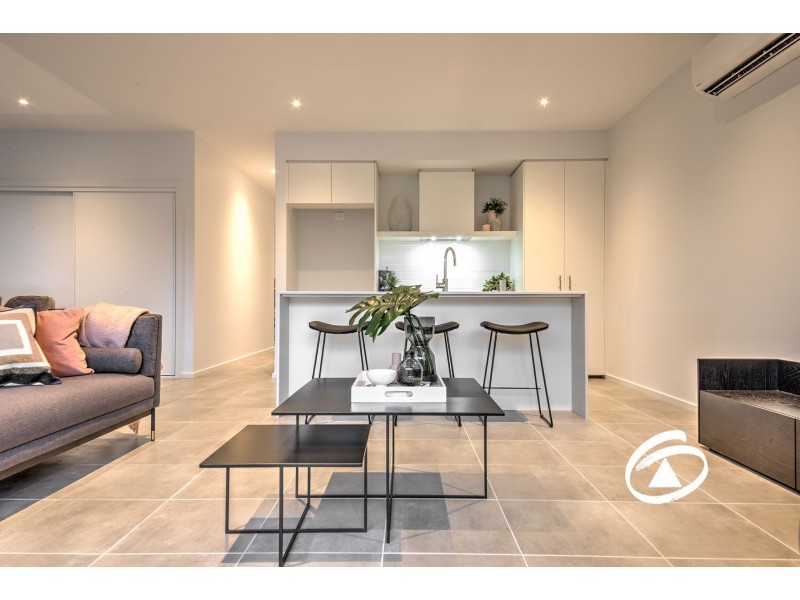 2 Willowdene Way, Berwick VIC 3806