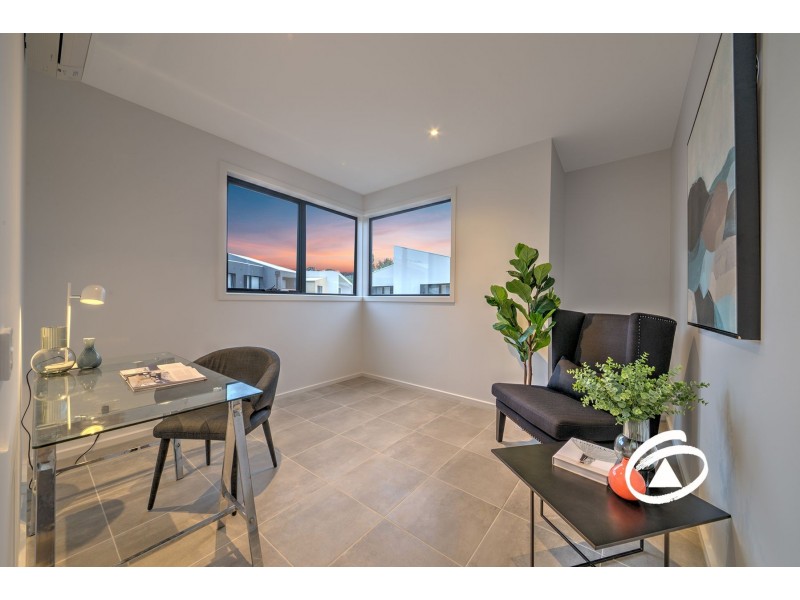 2 Willowdene Way, Berwick VIC 3806