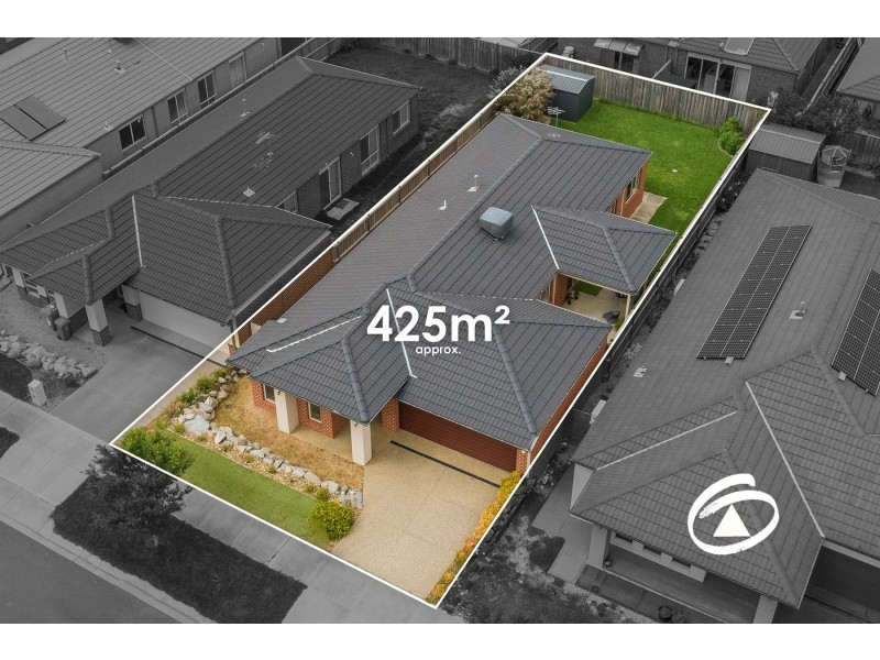 24 Mernoo Avenue, Clyde North VIC 3978