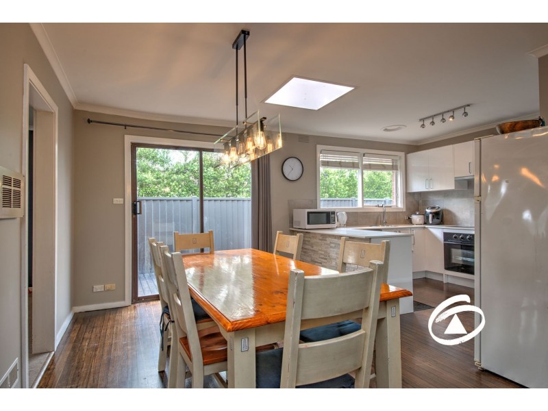 1/84 Sweeney Drive, Narre Warren VIC 3805