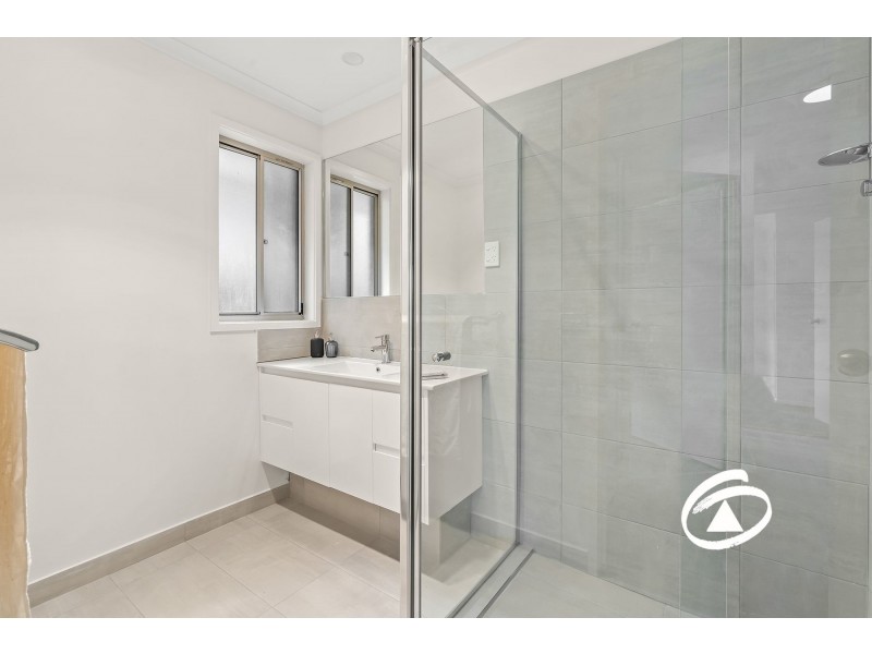 6 Summit Court, Hampton Park VIC 3976