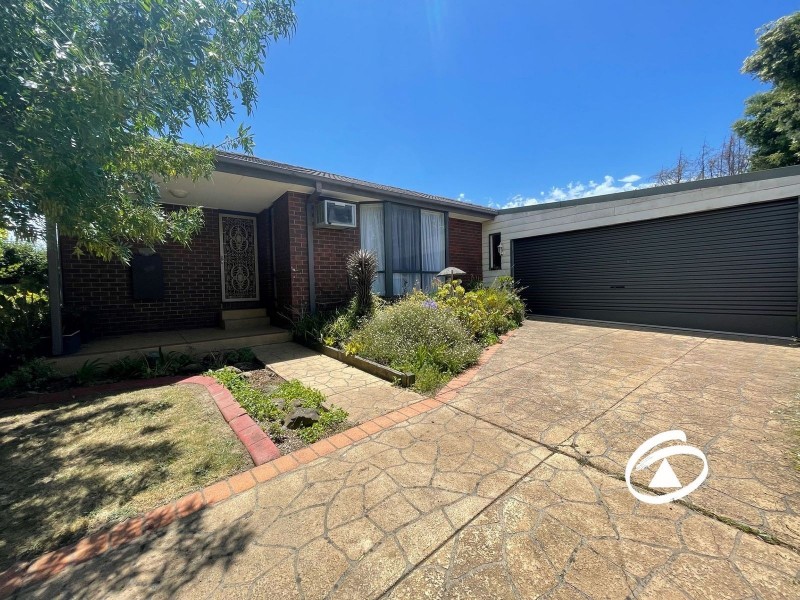 2 Pentland Drive, Narre Warren VIC 3805