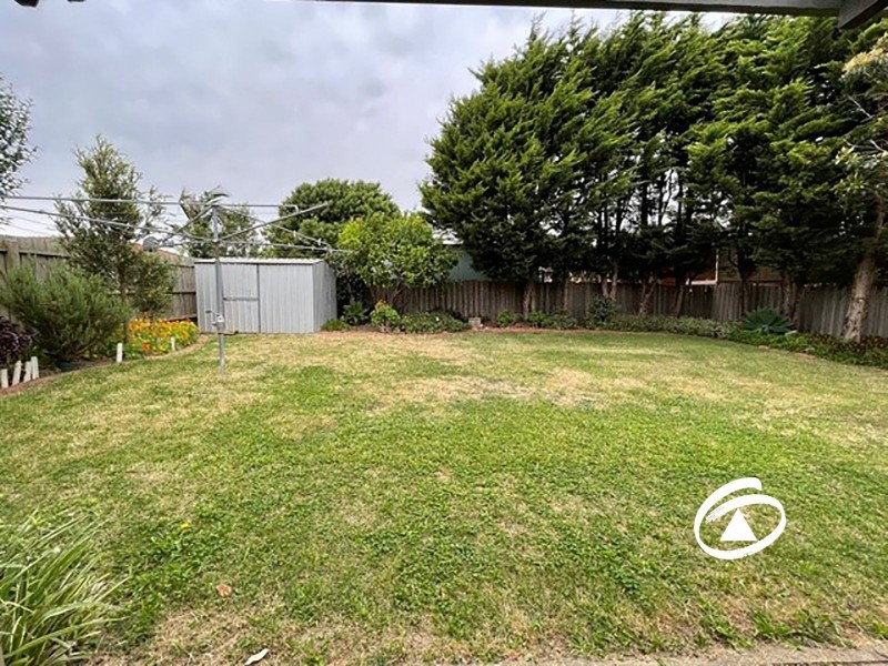 2 Pentland Drive, Narre Warren VIC 3805