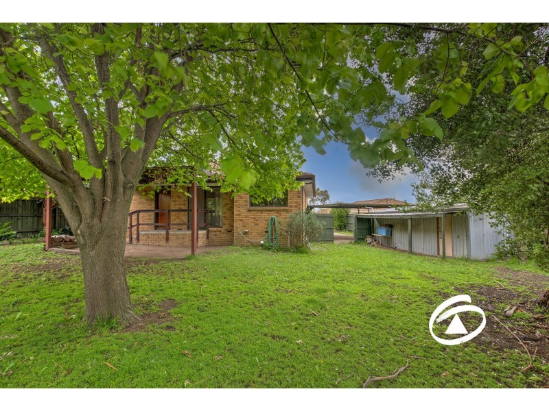 11 Medinah Rise, Hampton Park VIC 3976