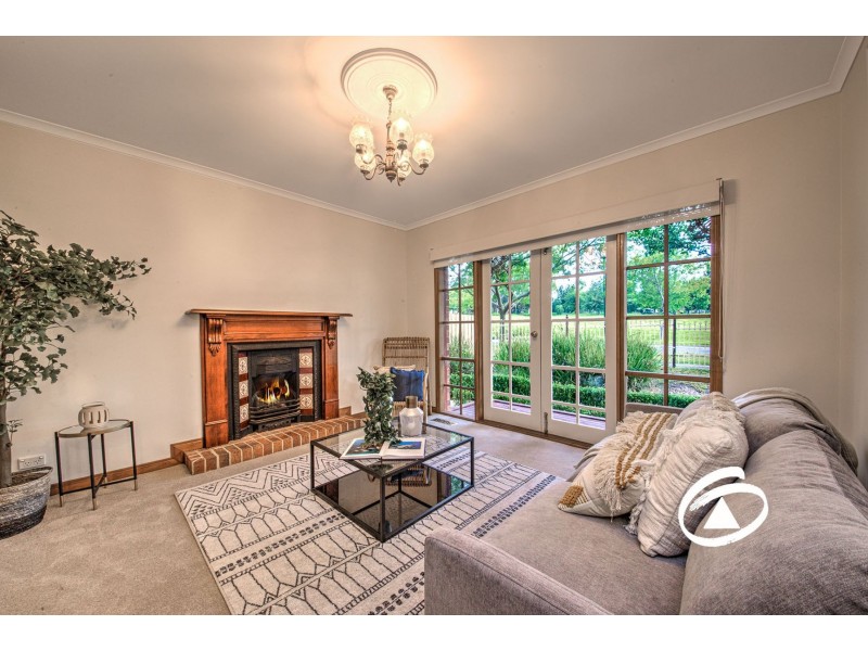 61 Albrecht Avenue, Berwick VIC 3806