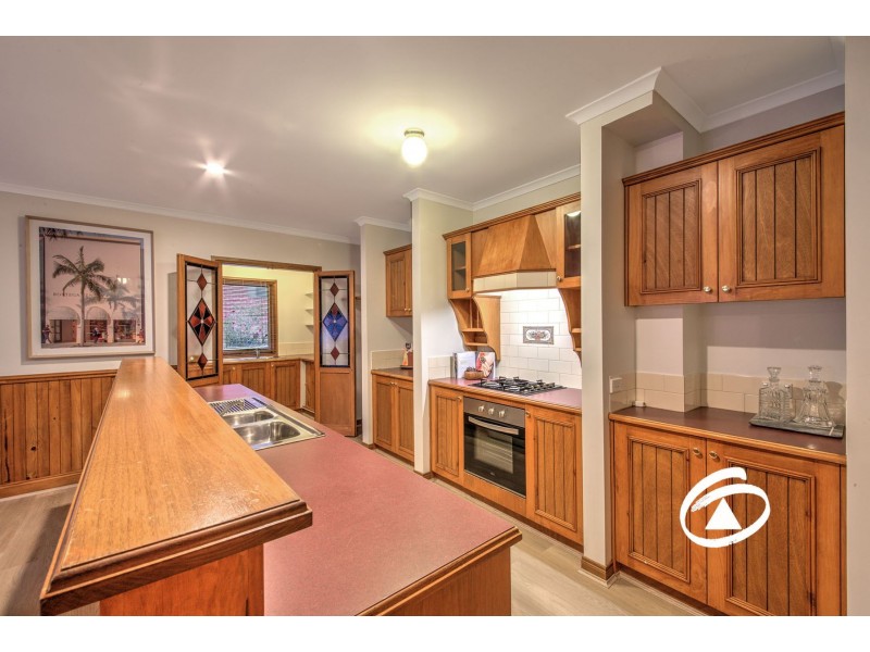 61 Albrecht Avenue, Berwick VIC 3806