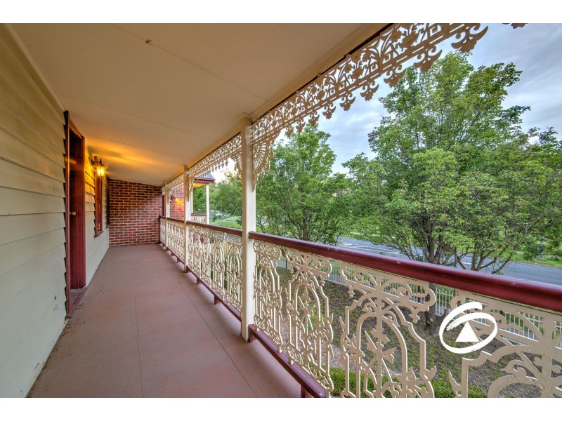 61 Albrecht Avenue, Berwick VIC 3806