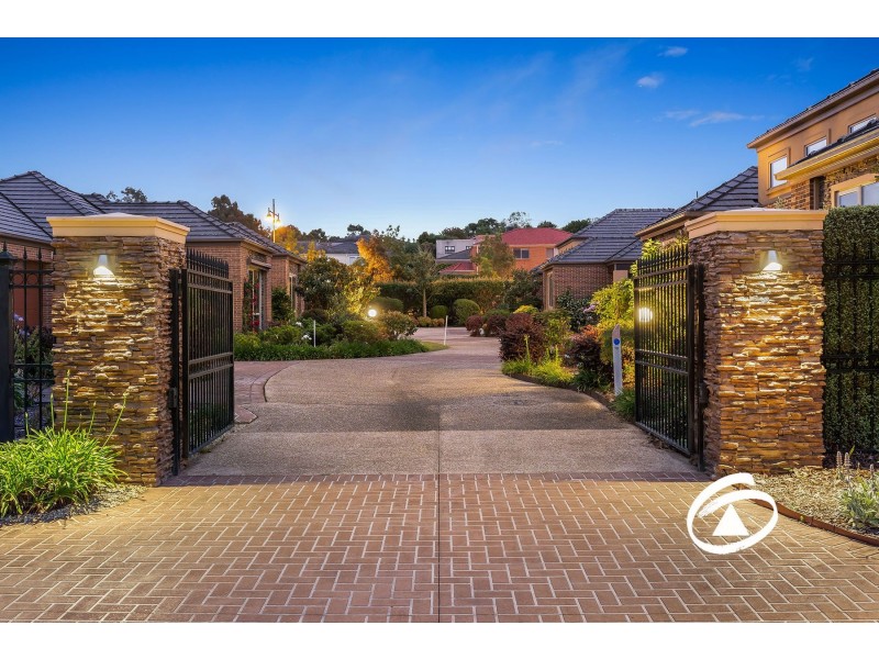 17/1 Paddington Terrace, Berwick VIC 3806