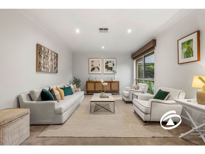 17/1 Paddington Terrace, Berwick VIC 3806