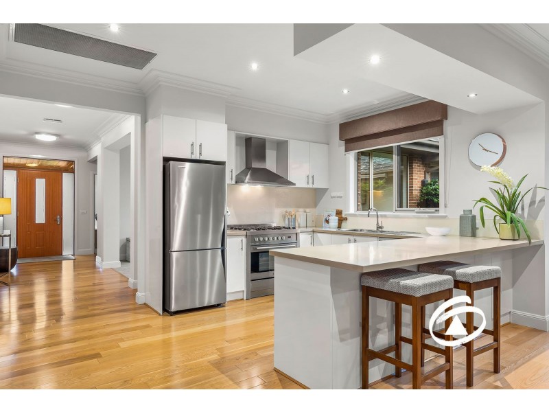 17/1 Paddington Terrace, Berwick VIC 3806