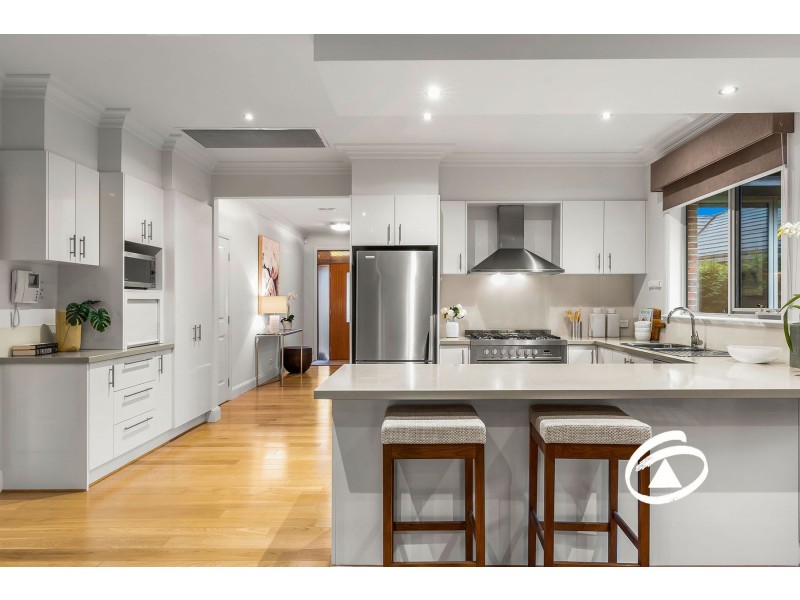 17/1 Paddington Terrace, Berwick VIC 3806