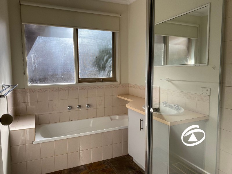 43 Coowarra Way, Berwick VIC 3806
