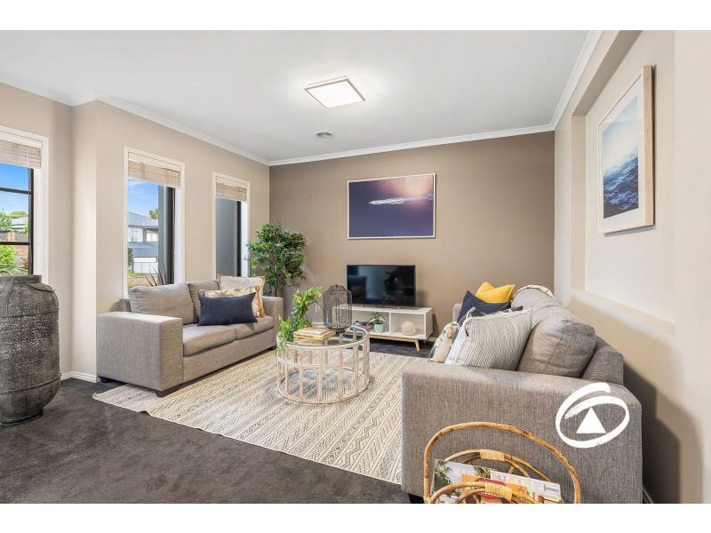 30 Lorikeet Drive, Berwick VIC 3806