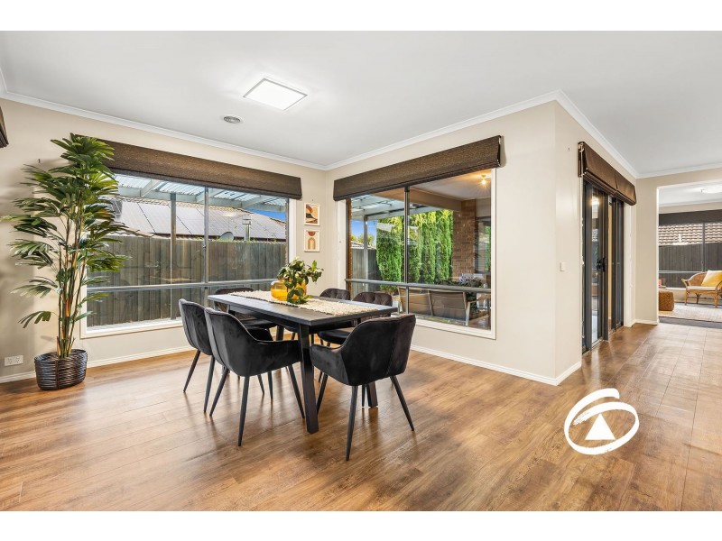 30 Lorikeet Drive, Berwick VIC 3806