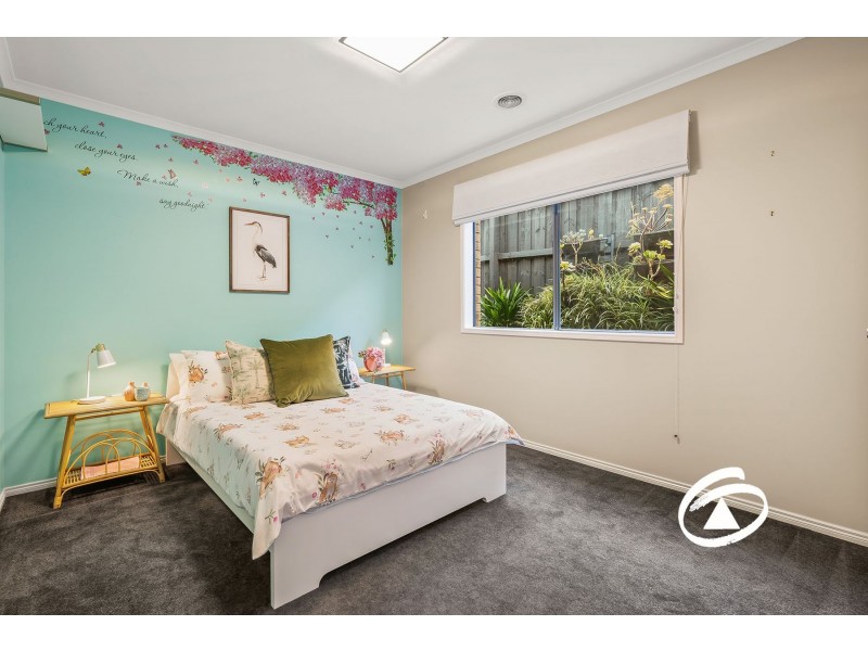 30 Lorikeet Drive, Berwick VIC 3806