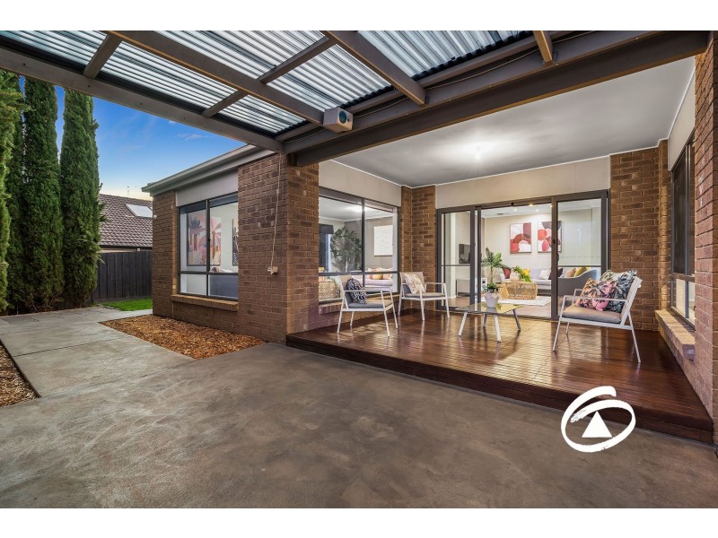30 Lorikeet Drive, Berwick VIC 3806