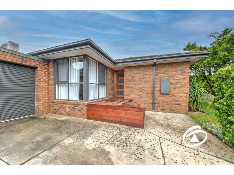 9 Barondi Avenue, Narre Warren VIC 3805