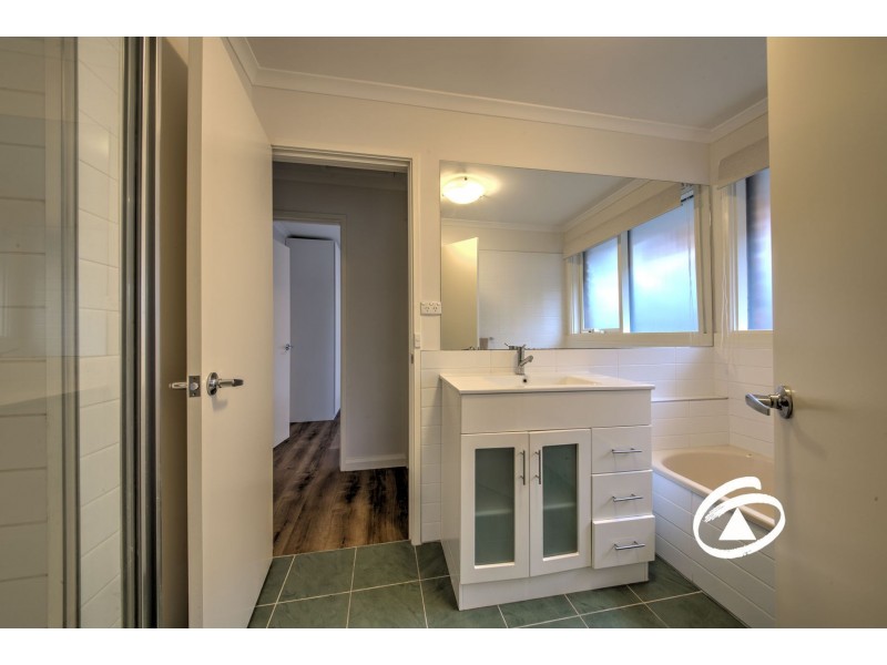 9 Barondi Avenue, Narre Warren VIC 3805