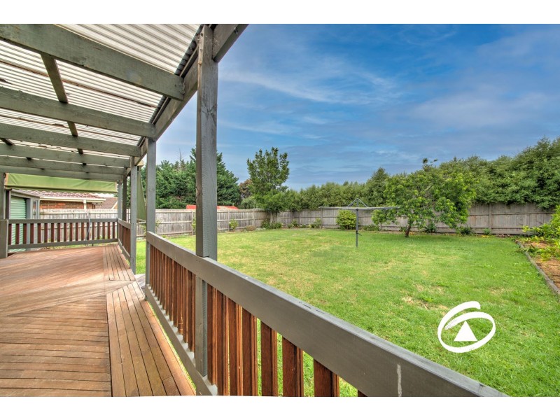 9 Barondi Avenue, Narre Warren VIC 3805