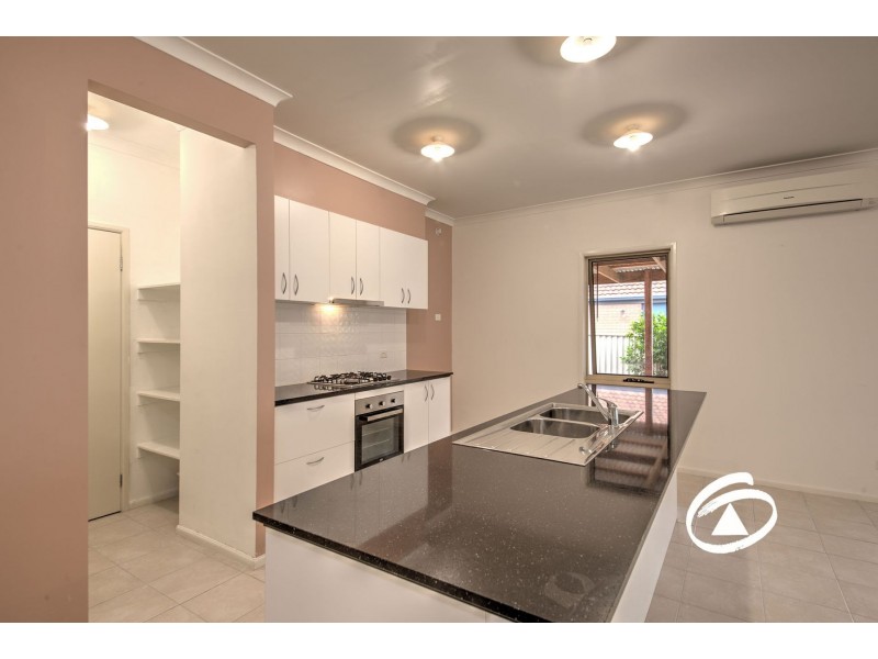8 Murchison Link, Pakenham VIC 3810