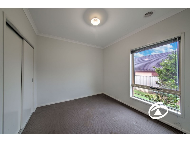 8 Murchison Link, Pakenham VIC 3810
