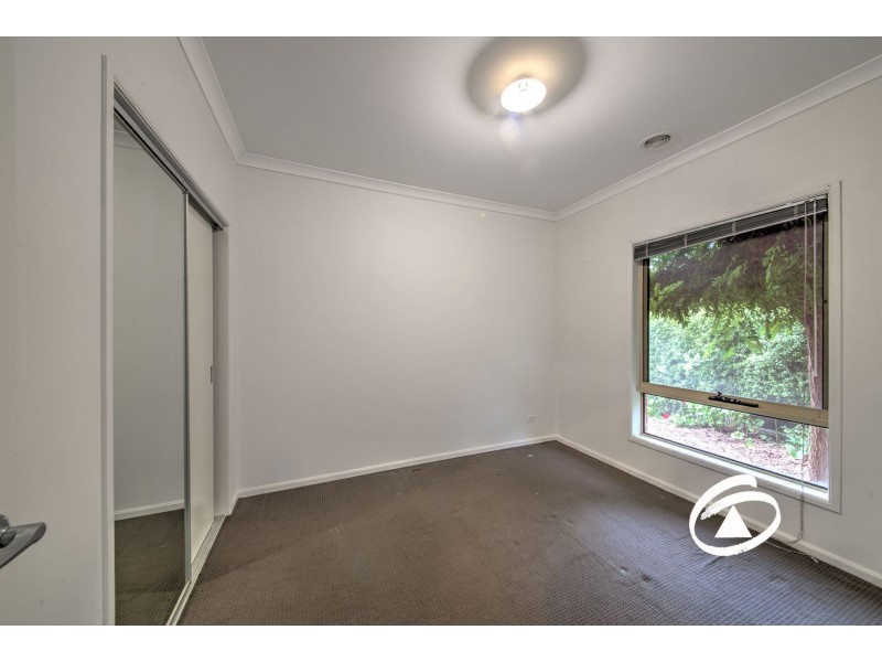 8 Murchison Link, Pakenham VIC 3810