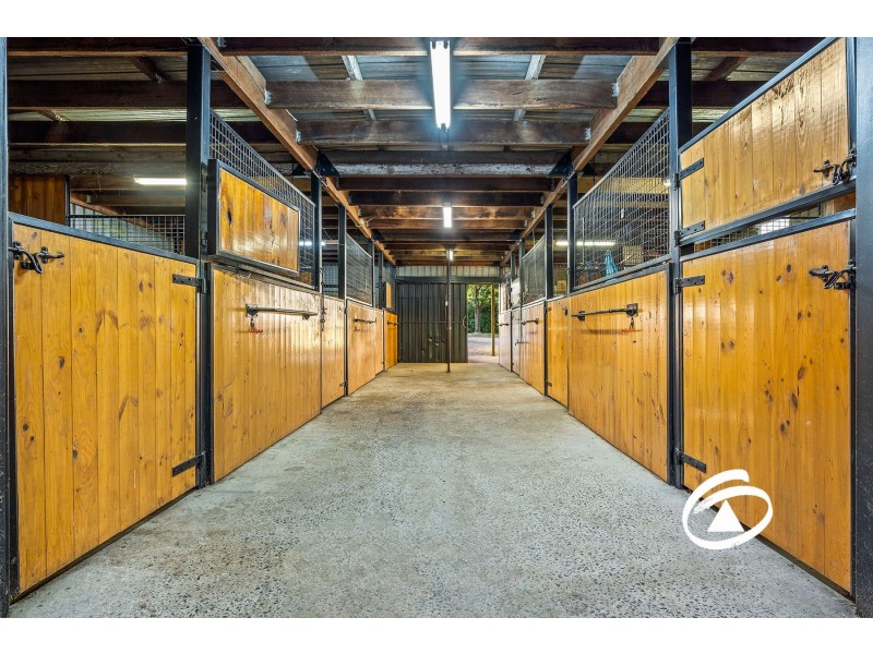 153-157 Beaumont Road, Berwick VIC 3806