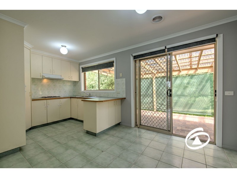 4 Tonia Court, Pakenham VIC 3810